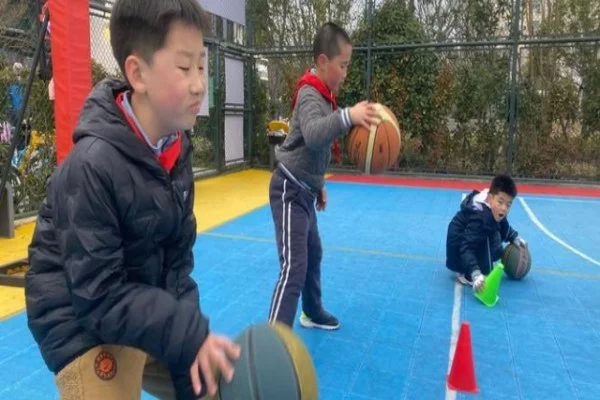 钻石联赛总决赛杜普兰蒂斯男子撑杆跳冲纪录的临场细节与成败关键解析